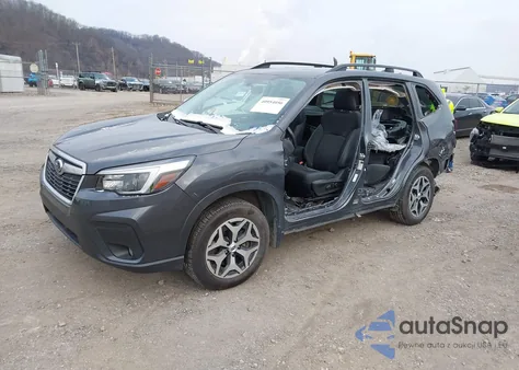 2021 Subaru Forester Premium z USA, uszkodzony, nr VIN JF2SKAJC3MH594481